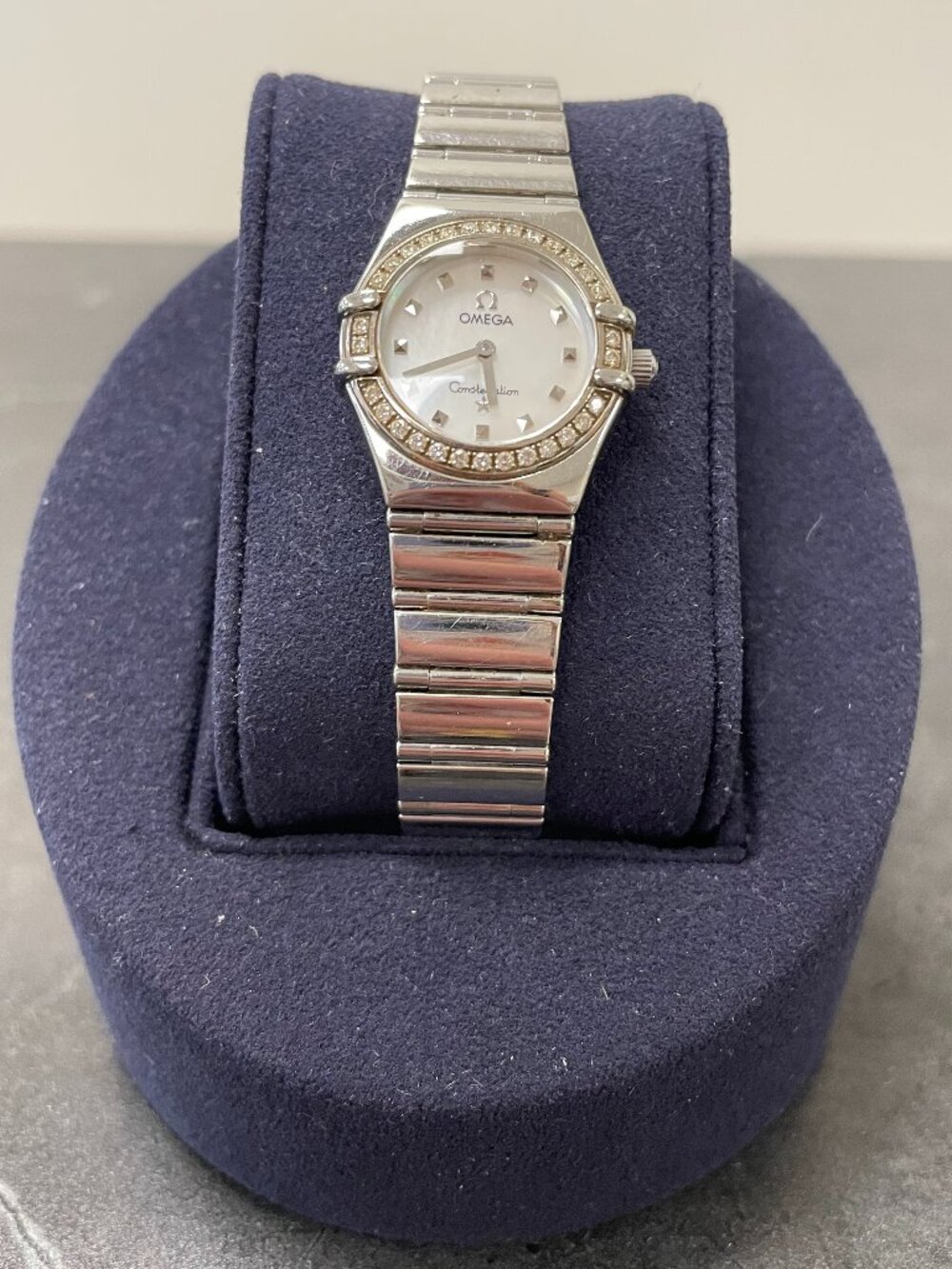 Ladies Omega Constellation My Choice Watch